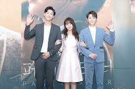 Bts official goods, etude house, wingbling jewelry Actor Ji Soo Runs Away From Protecting Kim So Hyun In Page Turner Soompi