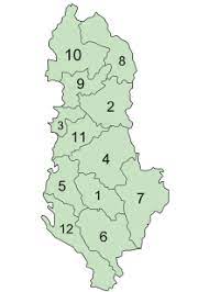 Albania shares a border with greece to the southeast, macedonia to the east, kosovo to the northeast, and montenegro to the northwest. Ø£Ù„Ø¨Ø§Ù†ÙŠØ§ ÙˆÙŠÙƒÙŠØ¨ÙŠØ¯ÙŠØ§