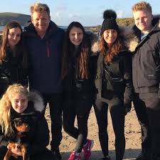 Furthermore, his entire family is close to the beckham family and even their kids are very close to each other. Gordon Ramsay Family His Wife Tana And Five Kids