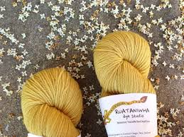 It S 30 Degrees I M Wearing A Sundress My Courtyard Is Awash With Olive Flowers Falling Like Snow And I Have Yellow Yarn Li Knitting Inspiration Yarn Knitting