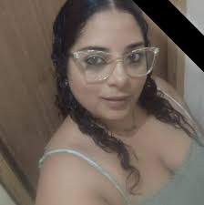 He rebajado 45 libras y tengo mucha ropa size XXL de mujer para regalar.  Usada pero en excelente condiciones.