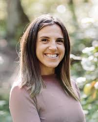 Whitney Baxter's Instagram, Twitter & Facebook