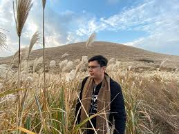 Sabtu, 8/9/2018 jam 9 malam ini di tv1. Jangan Jadi Seperti Lalang Makin Asri Ahmad Academy Facebook