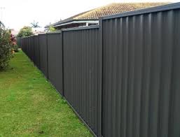 Colorbond Steel Fence Too Dark For Back Fence Shrubs In Front To Lighten It Rustic Fence Backyard Fences Fence Design