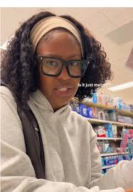 Is it just me? I actually LOVE @Maison Perrier USA by itself ! I feel like  it’s giving grown! 😂 I can’t be the only one. #maisonperrier  #sparklingwater #classy #groceryshopping