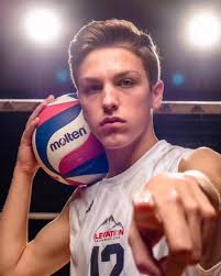 Jackson Holmes (@jacksonholmes__) • Instagram photos and videos