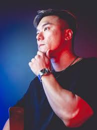 Love Express A young commuter finds himself continually sitting across from  a heartbroken young woman