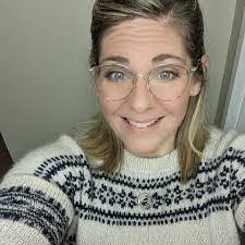 Betty Ruark's Instagram, Twitter & Facebook