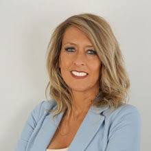 Raven Carr's Instagram, Twitter & Facebook