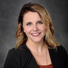 Courtney Hinkle's Instagram, Twitter & Facebook