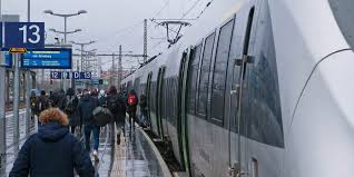 Uberfullte S Bahn Zwischen Leipzig Und Halle Bringen Leihfahrrader Endlich Entspannung Mz De