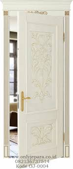 Model daun pintu besar dan kecil untuk pintu depan bergaya minimalis modern dengan aksen tali air pada daun pintu. Kusen Pintu Kamar Duco Ukiran Pintu Utama Kamar Modern Terbaru Toko Furniture Jepara