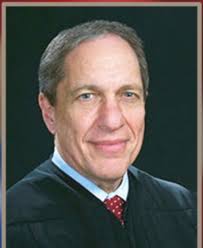 This brave US District Judge Jeffrey S. White just blocked Trump from  terminating the legal status of international students, including at  Harvard, nationwide, as well as arresting and detaining them. MAGAS will