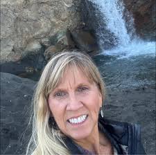 Upgraded ✓ The new Chair 4 is progressing well. Kudos to the crew and to  our partners at @doppelmayr.usa. Kendell shot this image yesterday, and  today it's feeling like winter with cooler