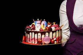 Cream tart torta di compleanno 50 anni cioccolato e nutella con biscotti mignon, torta di compleanno semplice e veloce con pasta biscotto e farcitura semplice con panna. Torta Con Il Numero 50 Foto Foto Stock Gratis E Royalty Free Da Dreamstime