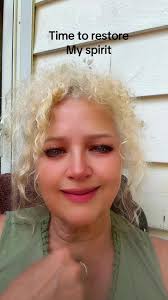 Keruska🇨🇦 (@keruska)’s videos with Embrace solitude