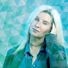 Carl Holliday's Instagram, Twitter & Facebook