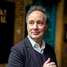 Daniel-Pascal Zorn (@Fionnindy)