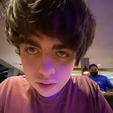 Aidan Sullivan (@aidan.arthur)