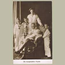 Found in tsr category 'sims 2 downloads'. Photo Postcard Of Royal Family Germany 1915 Collect At Curioshop Ruby Lane