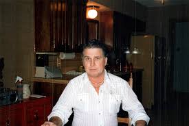 Claude Castleberry Obituary