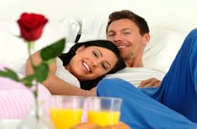 أمور بسيطة تسعد زوجتك بعد انتهاء العلاقة الحميمة اخبار