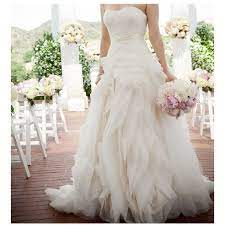 Dont Think My Fiancee Will Like My Dress Diana Wedding Dress Wedding Dresses Vera Wang Wedding Gowns