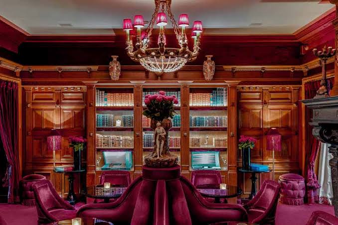 Maison Souquet : un bar &agrave; cocktails cach&eacute; dans une ancienne maison close