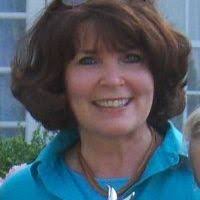 Robyn Dickey's Instagram, Twitter & Facebook