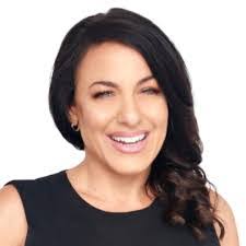 Marisa Brewer's Instagram, Twitter & Facebook