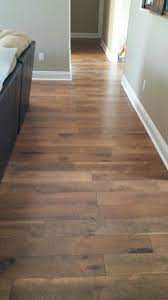 pergo laminate wood flooring crossroads oak plancher bois plancher bois franc decos maison