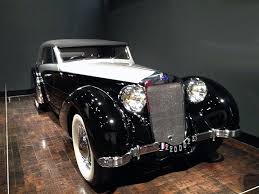 1930s Art Deco Car Maintenance Restoration Of Old Vintage Vehicles The Material For New Cogs Casters Gears Pads Could B Art Deco Car Vintage Cars Classic Cars