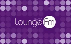 When you lay stretched out on the couch and relax, this is an example of a time when you lounge on the couch. Lounge Fm Download Latest Apk 2 11 For Android