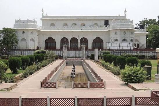Kaiserbagh Palace Tour: Relive the Grandeur of Wajid Ali Shah's Time: Book Tours & Activities at Peek.com