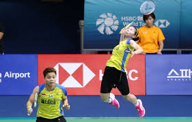 Dari hasil kemenangan pasangan greysia/apriyani, pasangan bulutangkis ganda putri sumbangkan medali emas pertama di olimpiade tokyo 2021 untuk indonesia. Olimpiade 2020 Profil Pebulu Tangkis Ganda Putri Indonesia Greysia Polii Apriyani Rahayu Okezone Sports