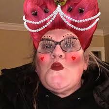 Amber Erb's Instagram, Twitter & Facebook