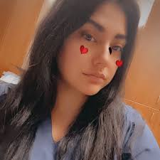 Dee Gutierrez (@deelleeuh)