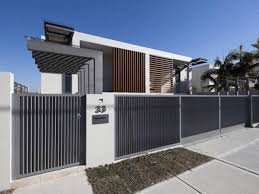 Contoh gambar pagar minimalis modern. 1 Pagar Rumah Minimalis Kombinasi Warna Hitam Dan Abu Abu Grumsa