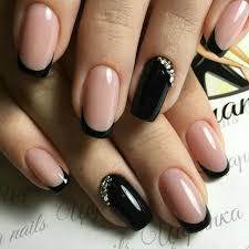 Pin By Andreea Gherman On Design Manichiură Trendy Nails Manicure Nail Designs