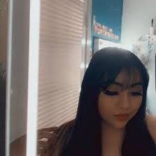 Lesley Rodriguez's Instagram, Twitter & Facebook