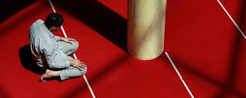 La vidéo, diffusée sous la rubrique great big story, relate la préparation du repas par mme asia pour ses deux fils et son mari, suivie de la prière familiale. Ramadan Heures De Priere Imsak Fajr Et Iftar Par Ville Lundi 20 Mai