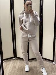 Спортивные костюмы, тренировочные костюмы, летние спортивные костюмы, спортивный комплект шорты + футболка, спортивный комплект шорты + майка. Sportivnyj Kostyum Zhenskij Vesna Leto Trehnitka Petlya Cena 1549 Grn 31723327 Kupit Po Dostupnoj Cene Ukraina Shafa