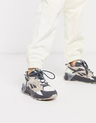 reebok aztrek double sneakers in gray and chalk asos fashion trends online sneakers disco leggings