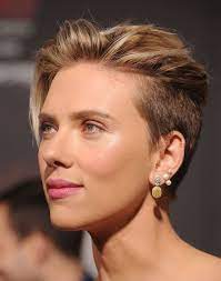 The New Best Hair 25 Celebrities Who Deserve More Attention Stylecaster Short Hair Styles For Round Faces Really Short Hair Thick Hair Styles