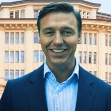 René Otto Knor & ROK Akademie