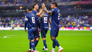 Cruz Azul retrasa viaje a Miami por problemas con su vuelo