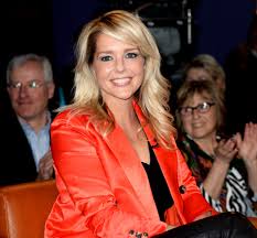 Chantal janzen (37) en carlo boszhard (47) hebben een hilarische promo opgenomen voor het nieuwe seizoen van de tv kantine. Stiefzoon Chantal Janzen Is Echt Super Knap