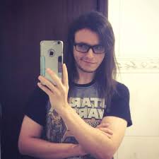 Havia certo homem rico, que tinha um mordomo; Lucas Almeida Revil