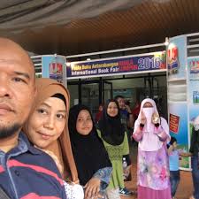 Maybe you would like to learn more about one of these? Pesta Buku Antarabangsa Kuala Lumpur 2016 Denaihati