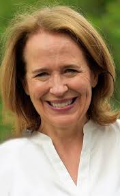 Courageous Conversation Explores Accountability for Bishops Under Vos Estis  — Awake